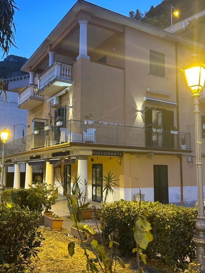 Sissi House Salerno Apartment Exterior foto